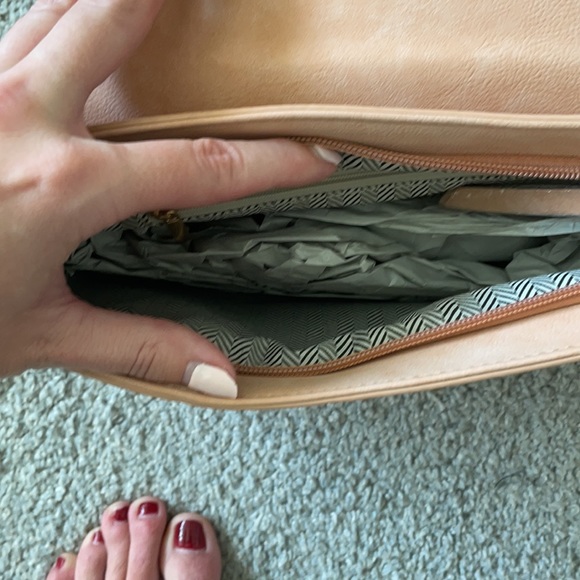 Violet Ray Clutch - Picture 3 of 4